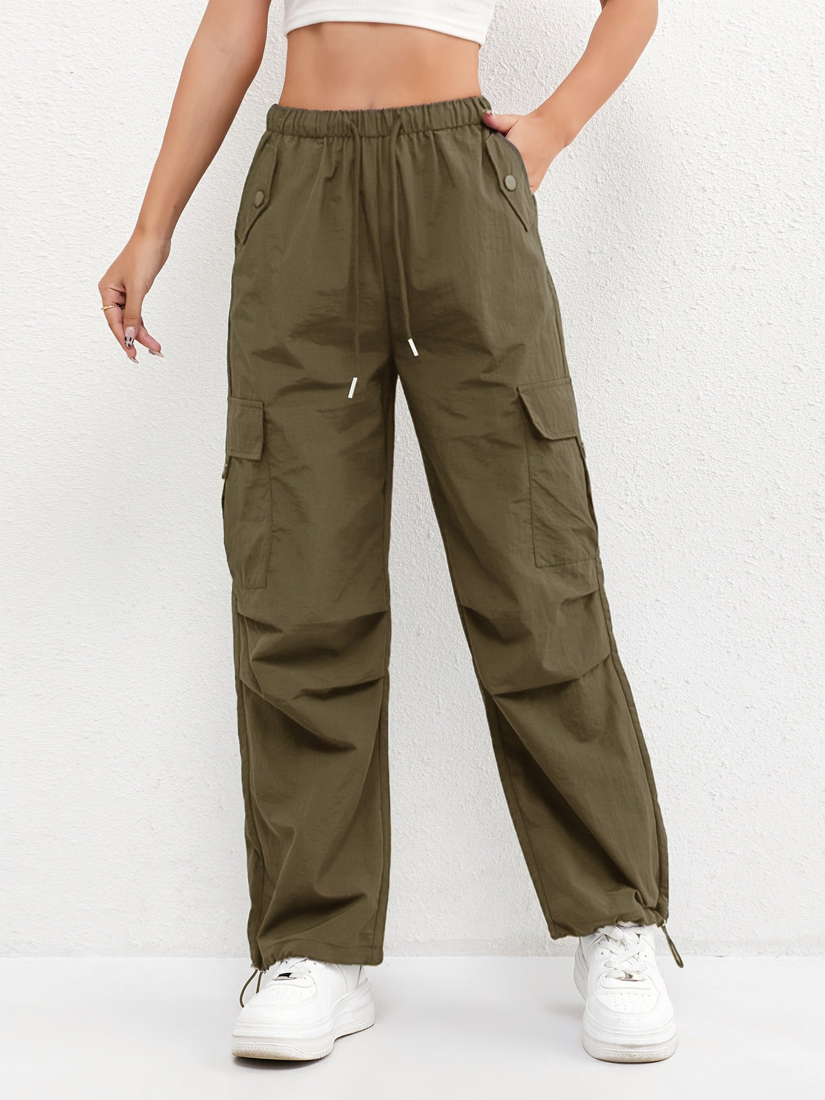 Relaxed Cargo Pants with Elastic Waist and Drawstring Hem