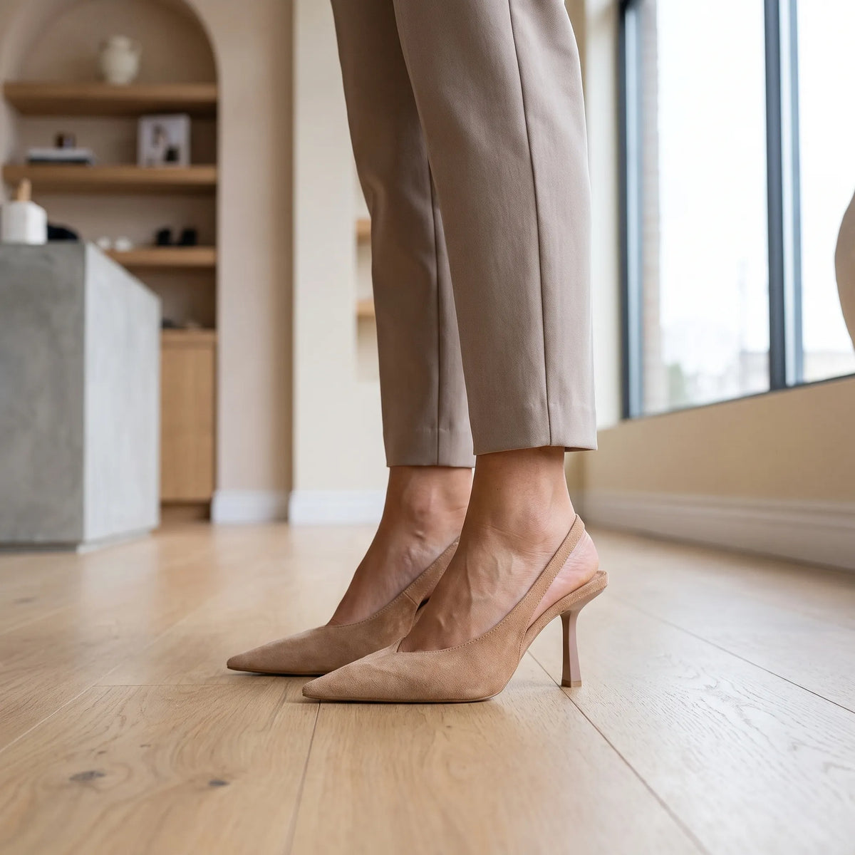 Pointed Toe Slingback Heels